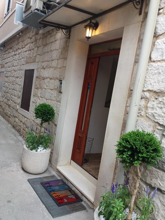 Villa Jidro Trogir Exterior photo