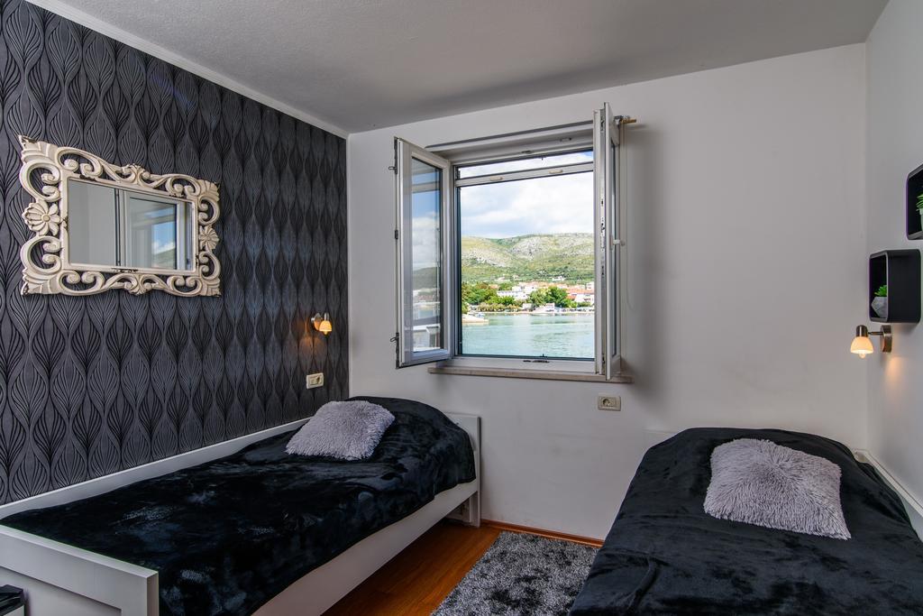 Villa Jidro Trogir Exterior photo